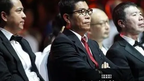 新赛季备战大开拓者官方曝光训练瞬间：杨瀚森亮相，利拉德与莫兰特互动交流全记录